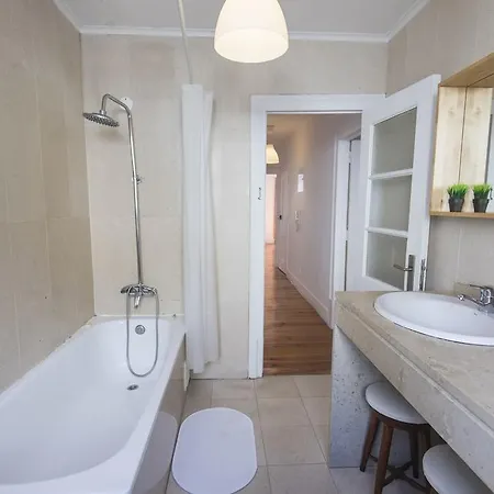 Lovelystay - Cactus House * Lissabon