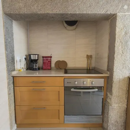 Lovelystay - Cactus House Apartment Lissabon